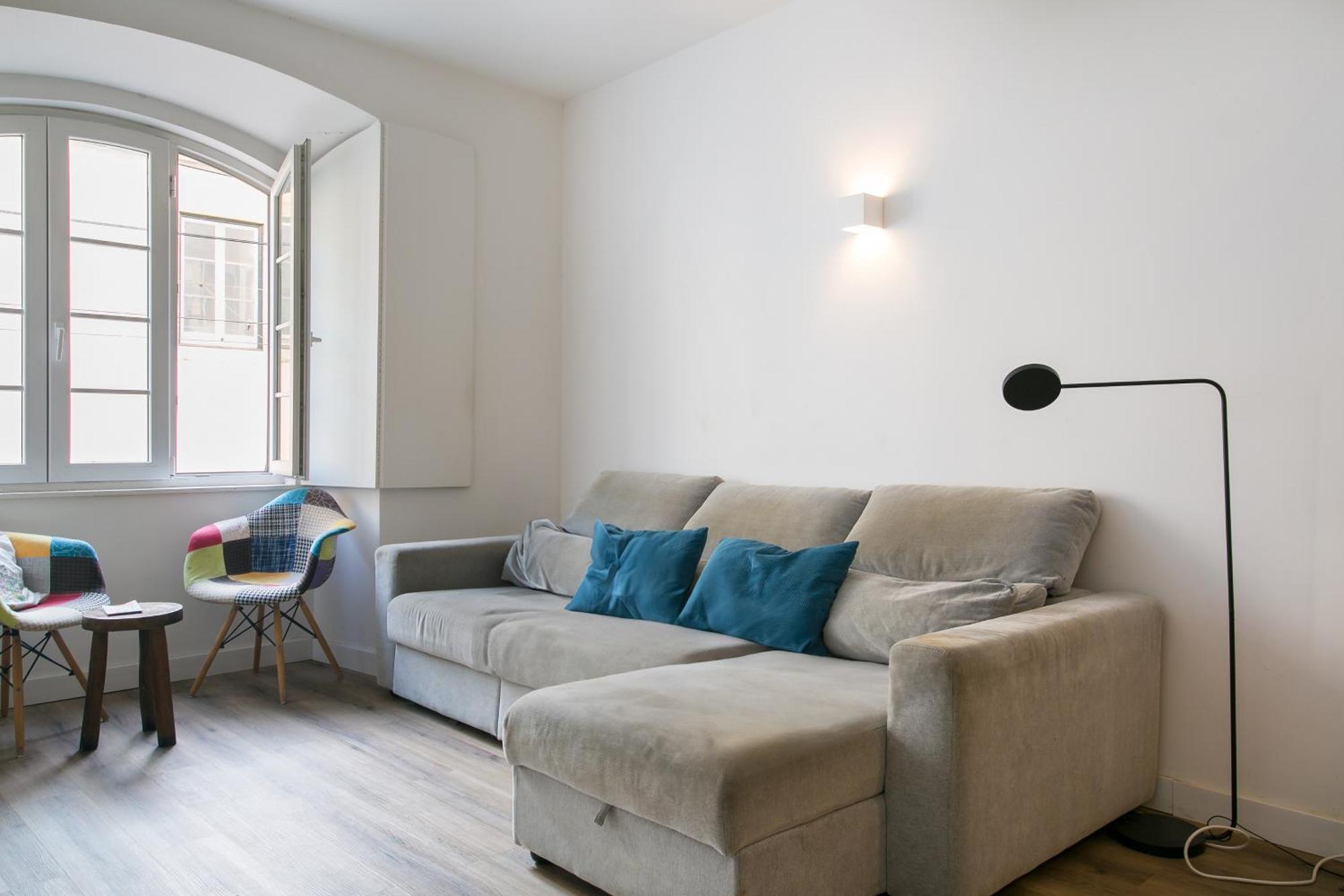 Cozy Apartment In Amazing Location! Lisbon Exterior photo