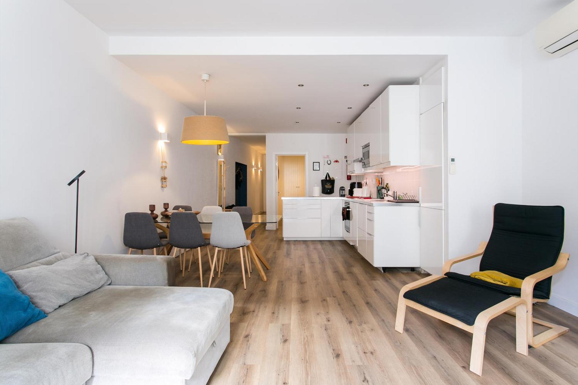 Cozy Apartment In Amazing Location! Lisbon Exterior photo